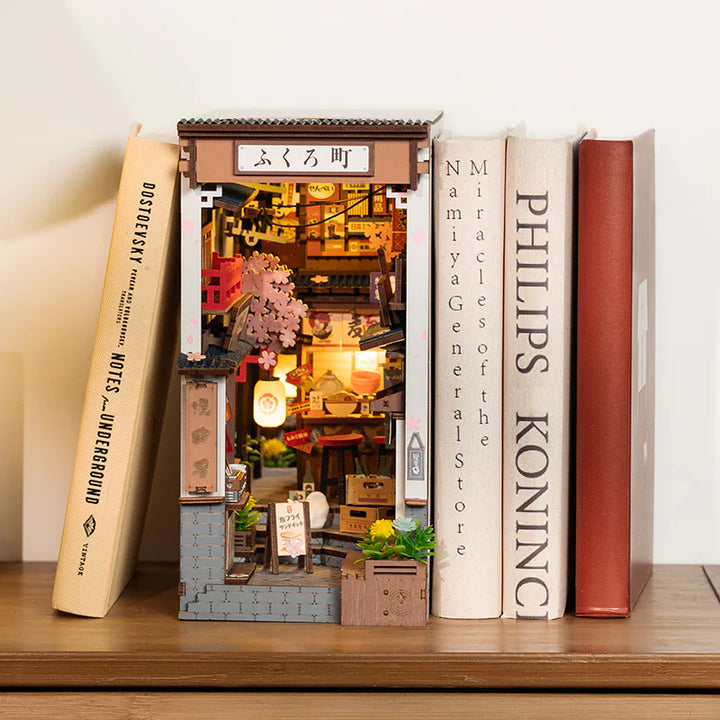 Wine Alley Book Nook Kit