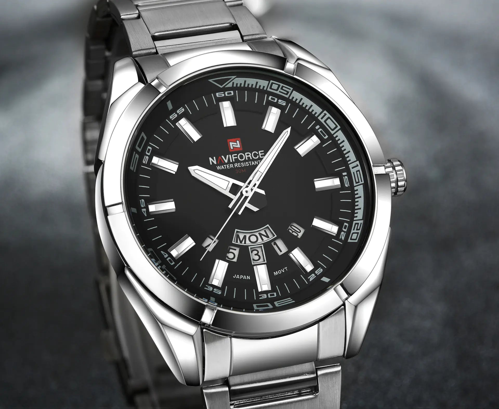 Waterproof Quartz Sports Watch for Men